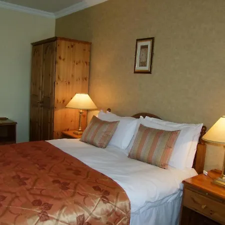 Towers Hotel